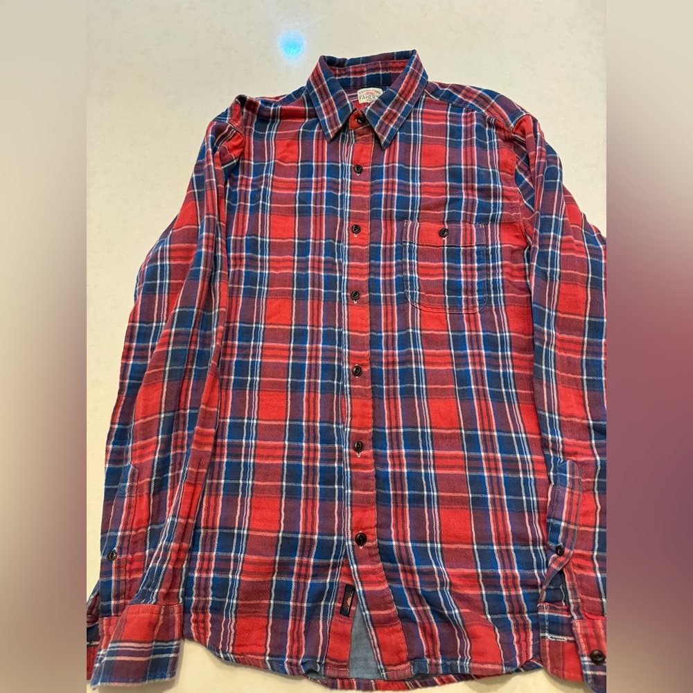 Faherty button down lightweight flannel